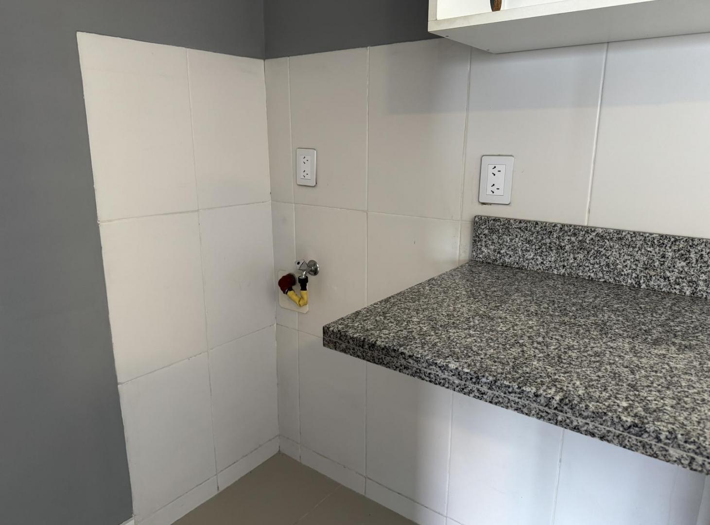 Foto de Venta departamento 2 ambientes con baño en suit y vestidor mas toilette, imagen 4