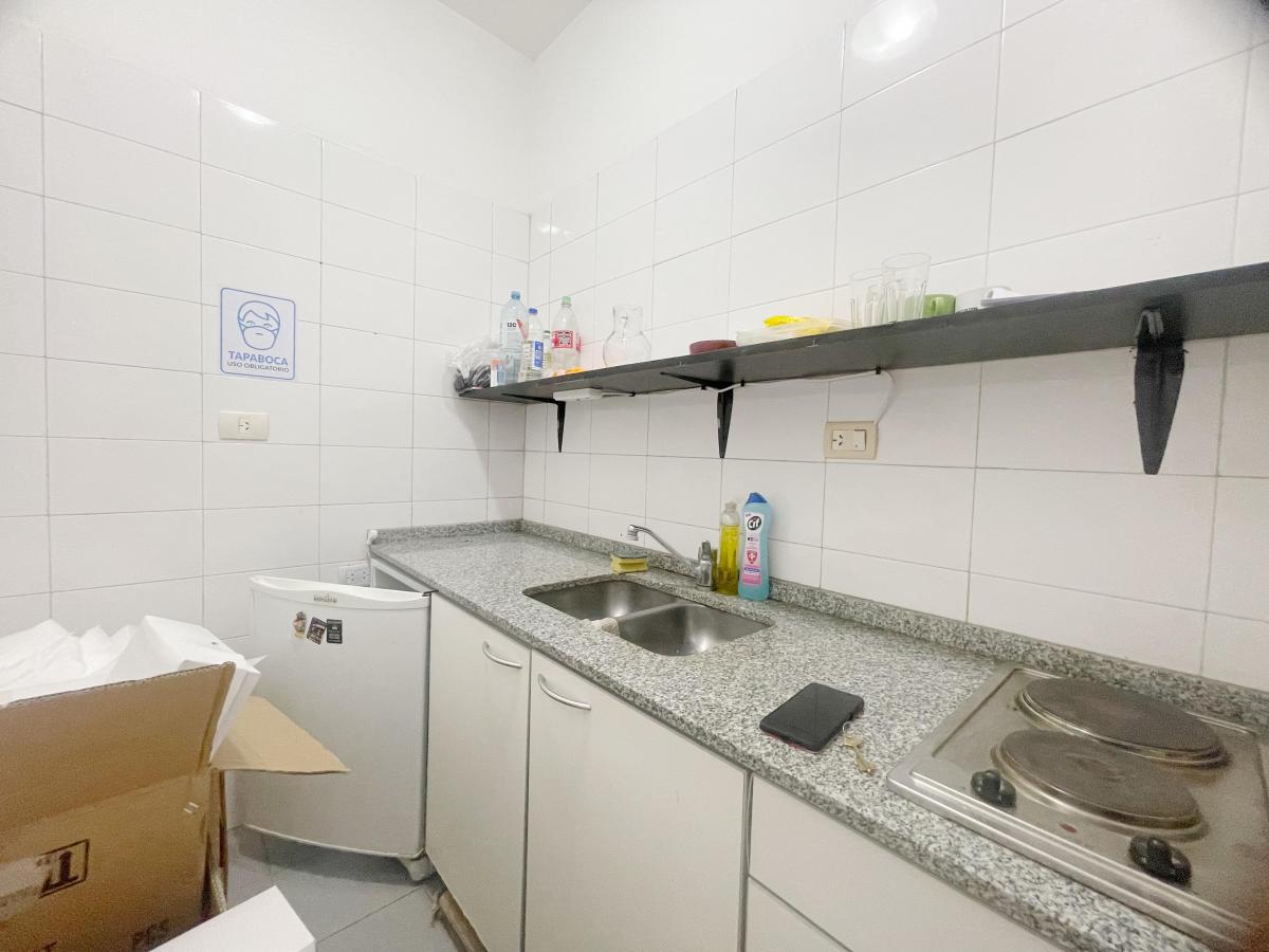 Oficina en La Algodonera - 95 m² - Esq. Santos Dumont y Av Alvarez Thomas 2