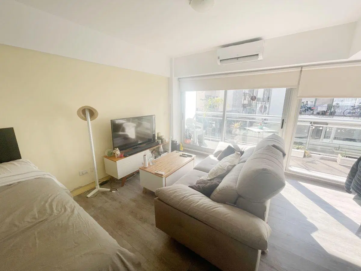 ALQUILER - Charcas 2800 - AMPLIO Monoambiente Divisible en L c/ GRAN BALCON en Recoleta! 3