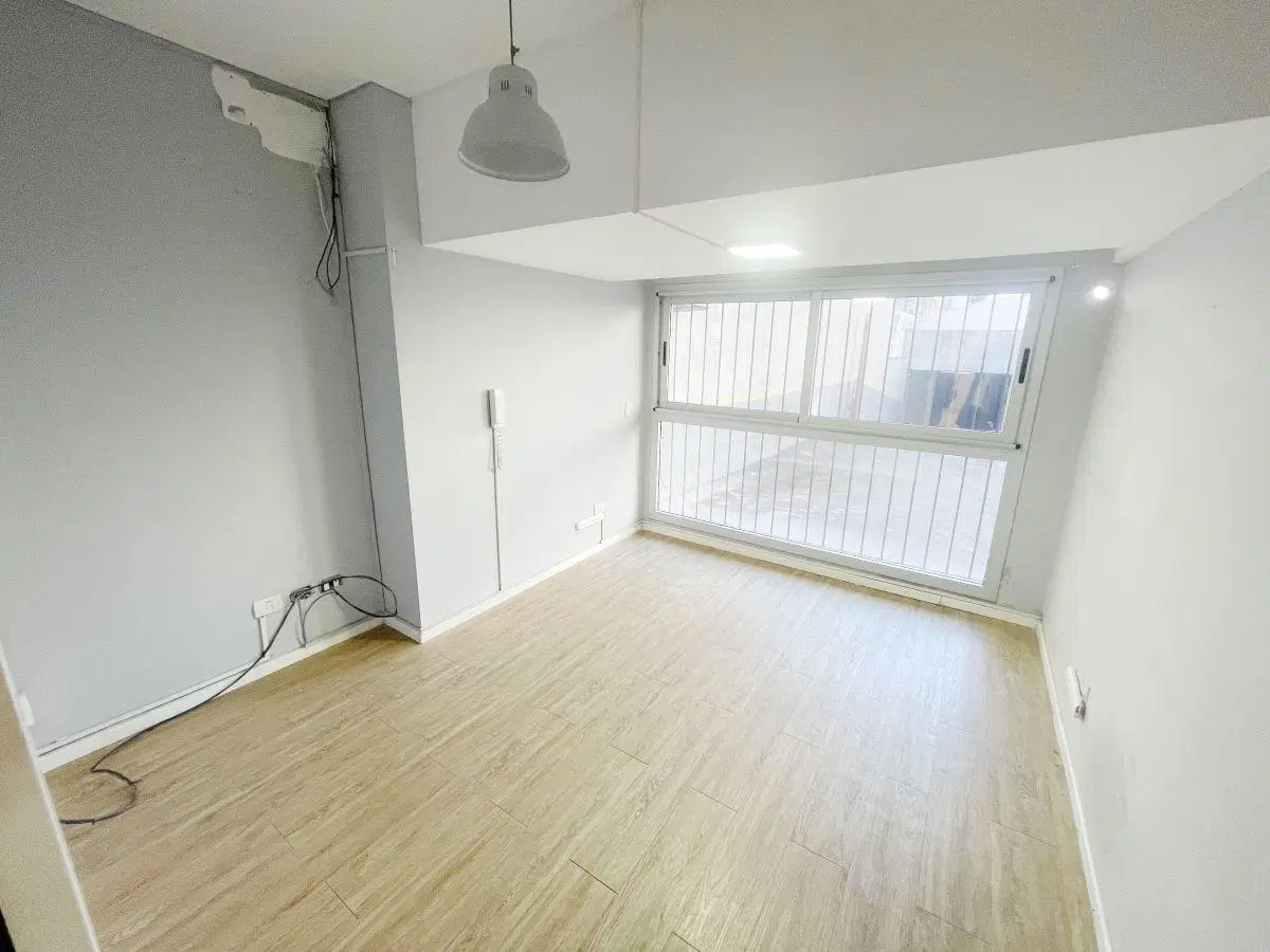 OPORTUNIDAD - Av. Cabildo y Congreso - 60m2 - OFICINA O VIVIENDA - 3 Ambientes - COCHERA OPCIONAL 5