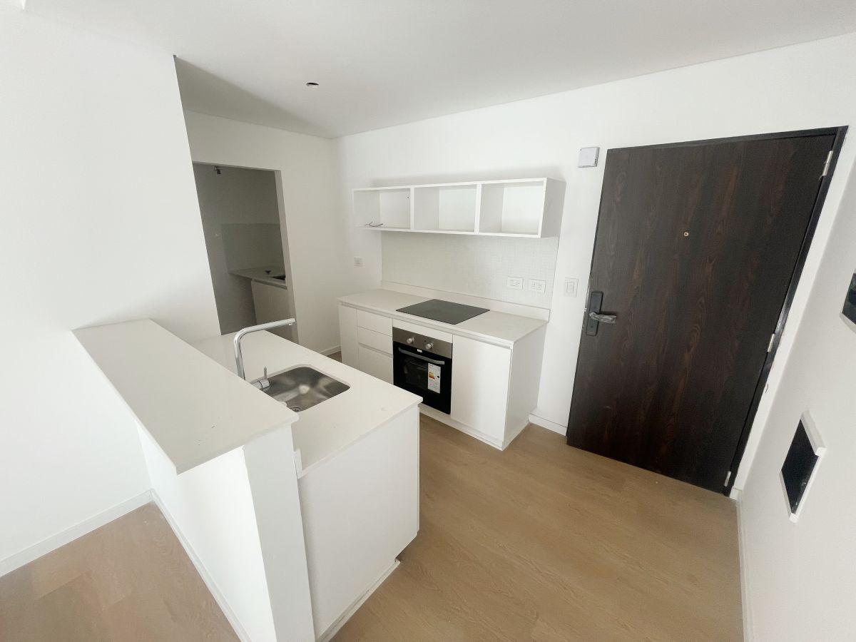 Foto de PRECIO UNICO! Av. Juan B. Justo 800 - Espectacular 2 Amb c/ baño y, imagen 4