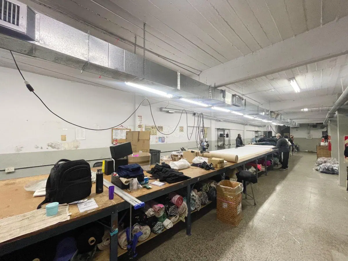 Leiva y Av. Corrientes - DEPOSITO/SHOWROOM CON OFICINAS - 1280m2 - MONTACARGAS Y ACCESO PARA CAMIÓN 8