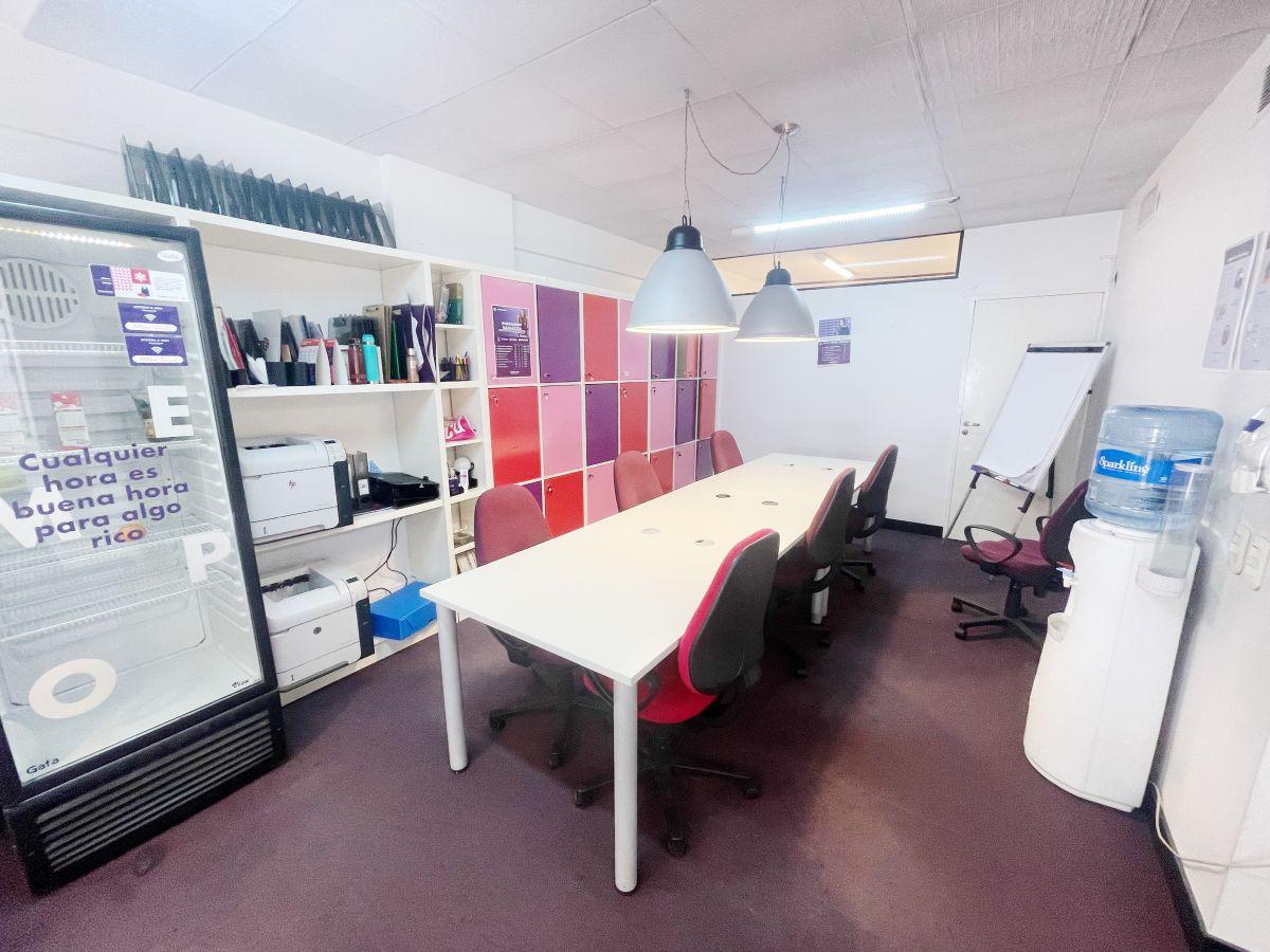 Foto de Libertad 1100 y Av. Santa Fe - 170m2 - Espectacular oficina - Seguridad, imagen 2