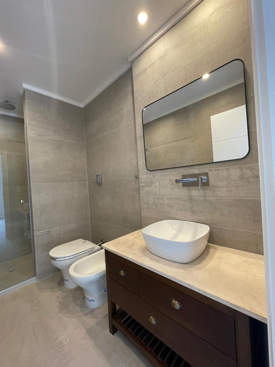 Piso 4 Ambientes Venta Guemes 4