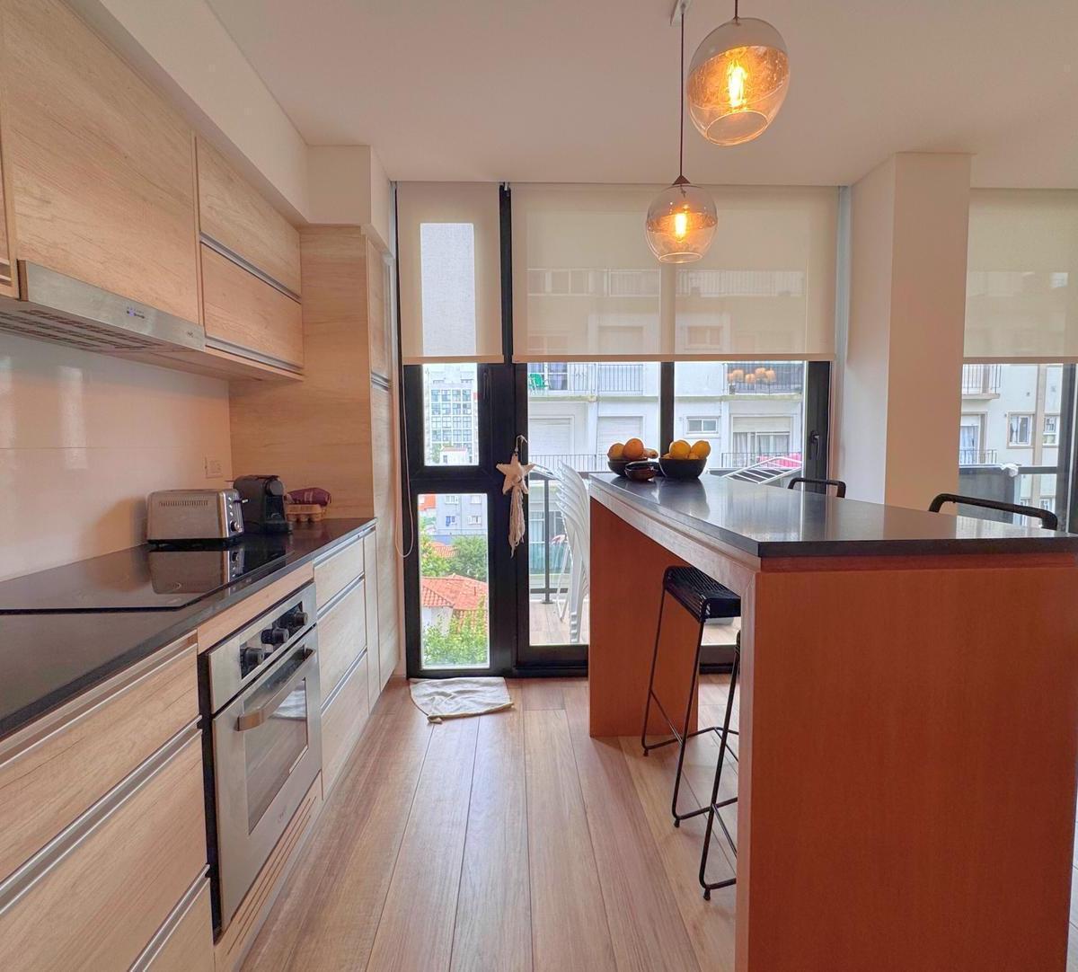 Piso 4 Ambientes con Cochera - Zona Aldrey 1