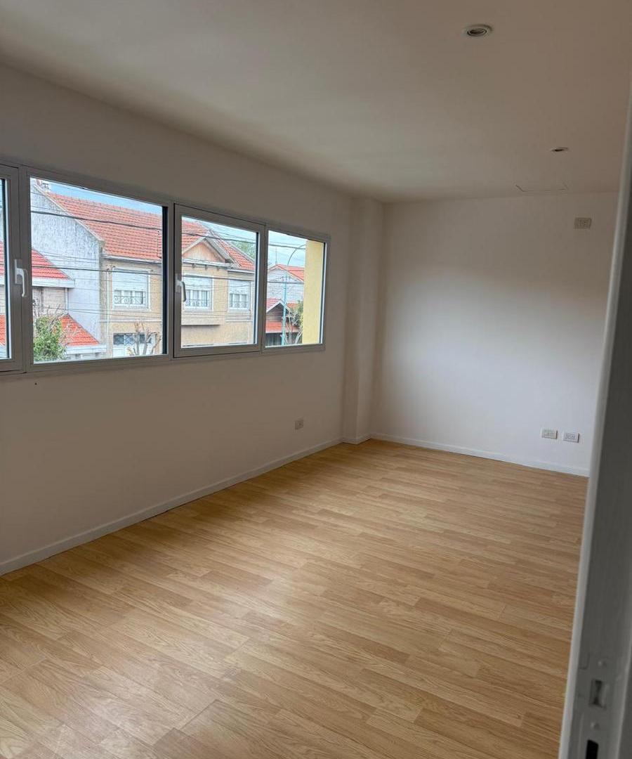 Foto de Venta. Oficina comercial. Zona Güemes, imagen 4