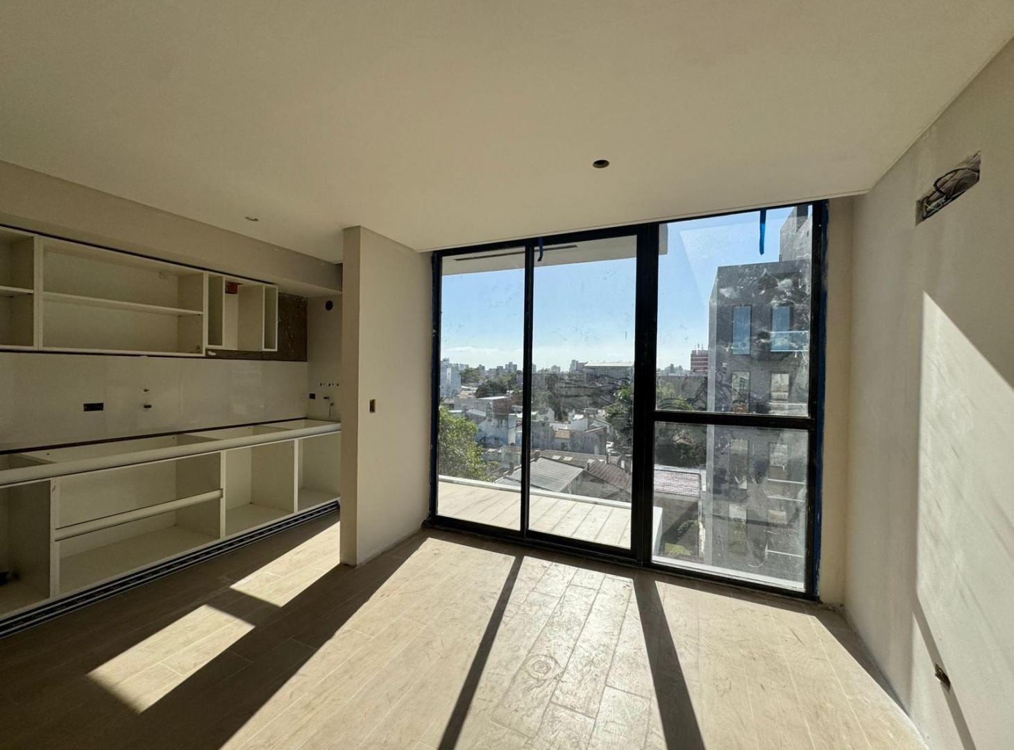Venta. 2 ambientes en construcción