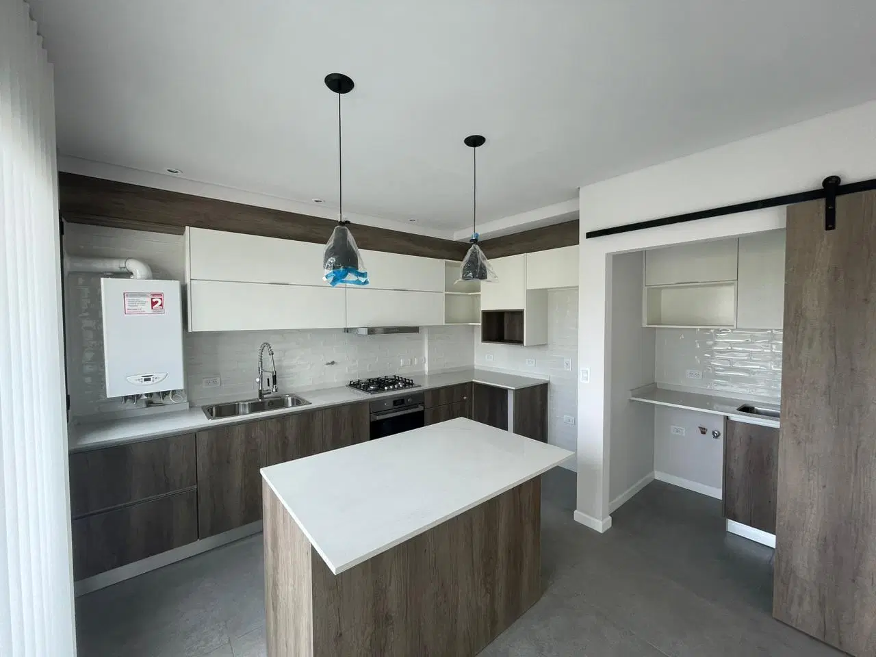 Piso 4 ambientes Venta Guemes 5
