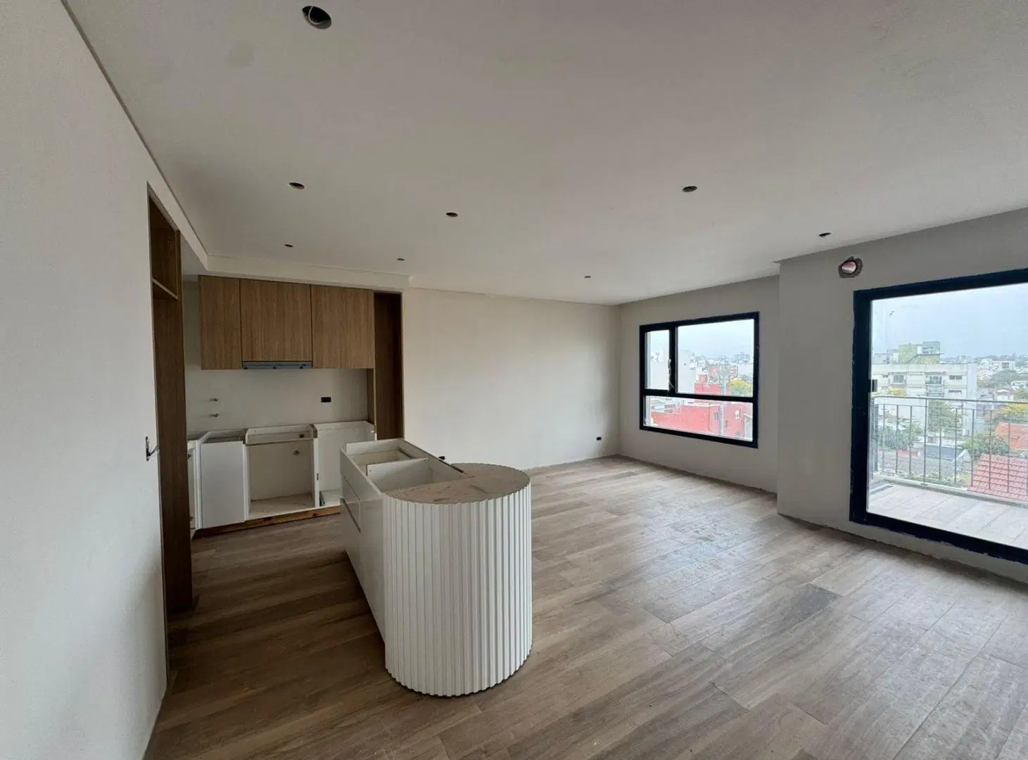 Venta Departamento 2 ambientes con cochera Zona Chauvín 3