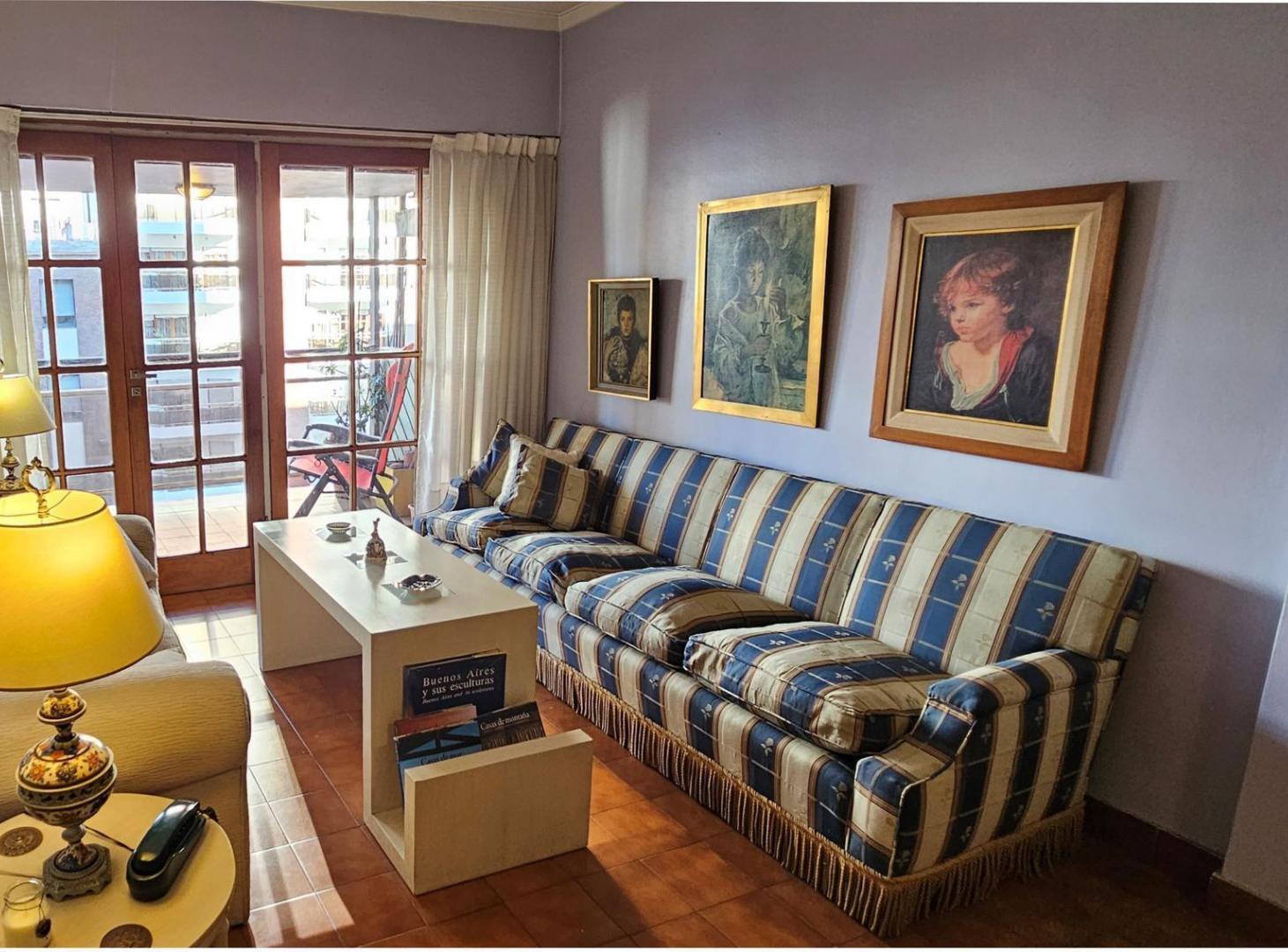 Venta. Semi piso 4 ambientes. Plaza Mitre