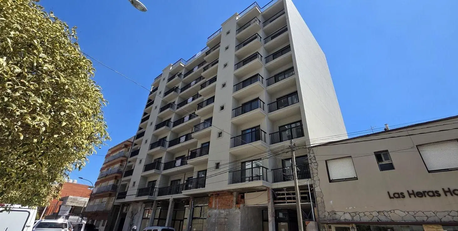Venta. 2 ambientes. Zona Güemes 4