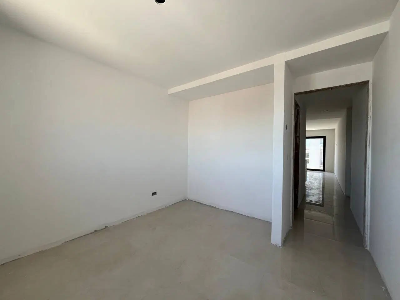 Venta. 2 ambientes. Zona Güemes 5