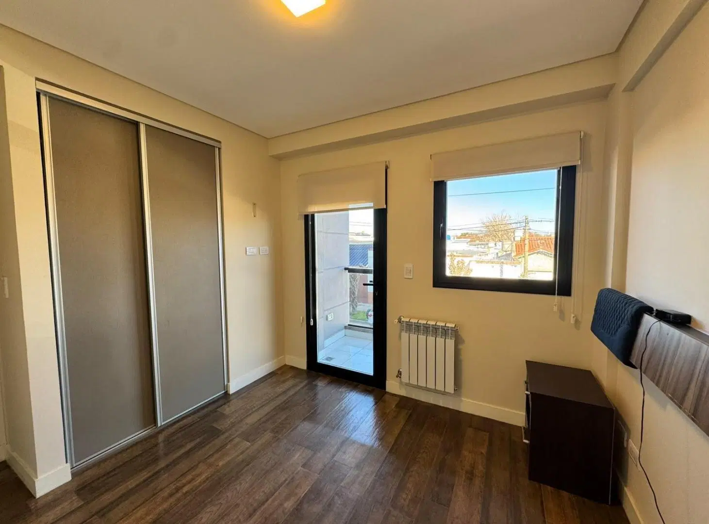 Venta departamento 3 ambientes Villa Primera 5