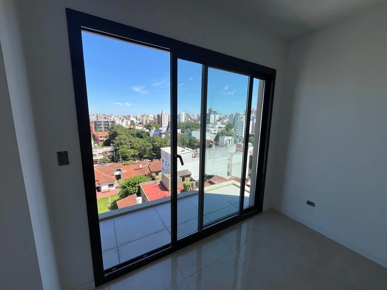 Venta. 1 ambiente. Zona Güemes 1