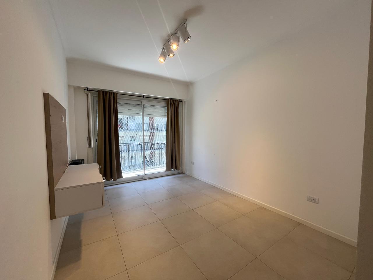 Foto de Alquiler 24 meses, 2 ambientes Zona Aldrey, imagen 3