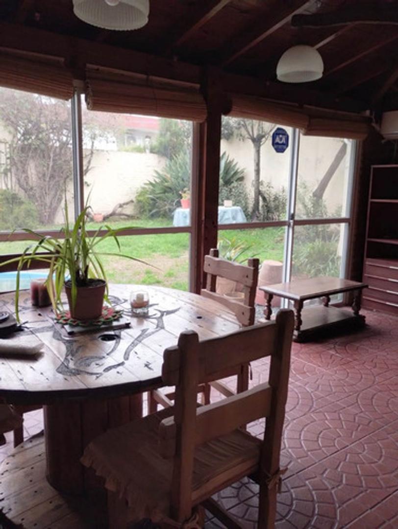 Chalet 4 Ambientes En Castelar Norte Ref 1476