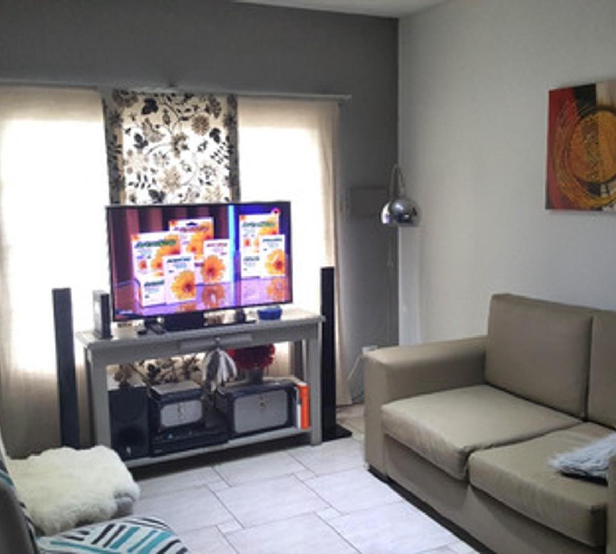 Duplex 4 Ambientes En Ituzaingo Norte Ref. 1040