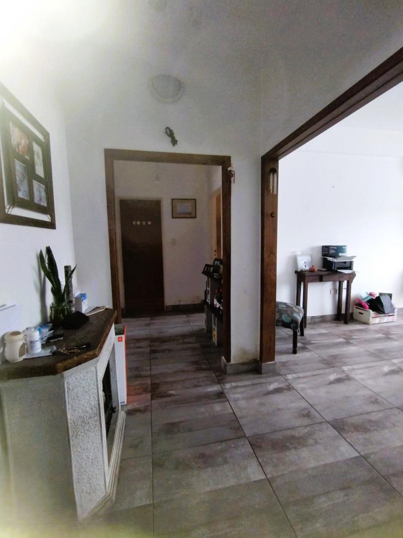 Venta departamento de 5 ambientes Castelar Sur