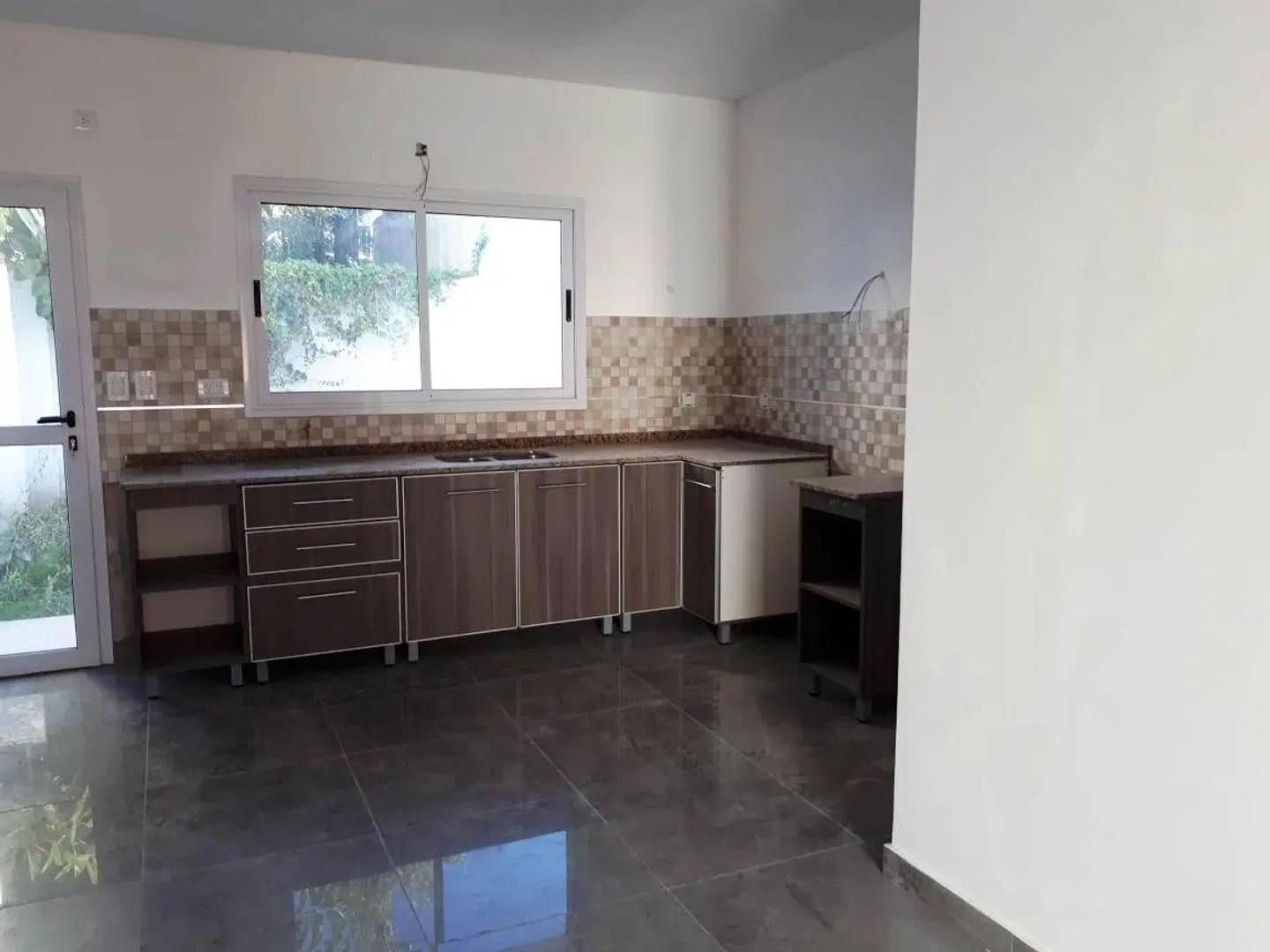 Alquiler dúplex 3 ambientes en complejo Ituzaingó 4