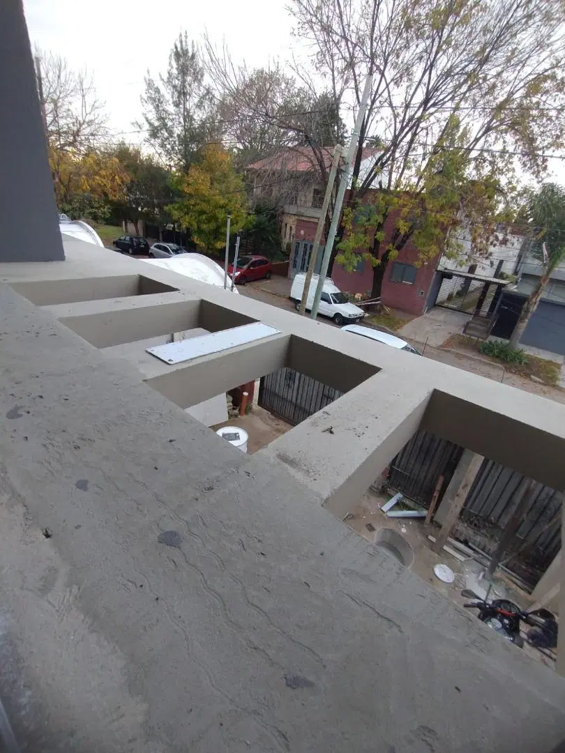VENTA DUPLEX EN COMPLEJO   EN  CASTELAR SUR 5