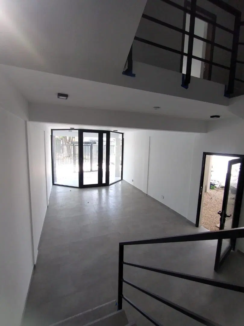 Alquiler departamento con doble cochera Ituzaingó norte 4
