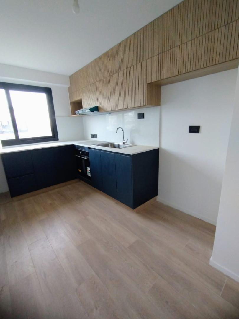 Foto de DEPARTAMENTO DE 2 ,5 AMBIENTES ITUZAINGO NORTE, imagen 5