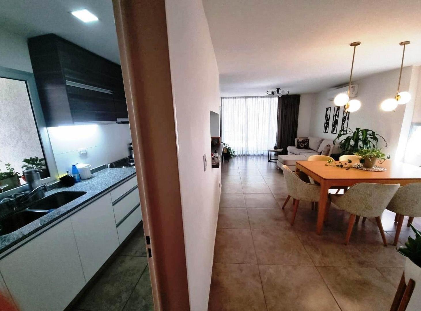 Foto de ALQUILER Departamento 3 ambientes con cochera Ituzaingo, imagen 2