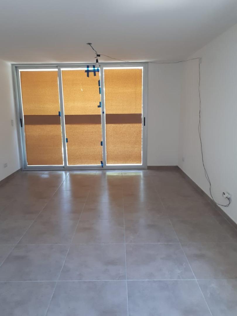 Foto de ALQUILER Departamento 3 ambientes con cochera Ituzaingo, imagen 3