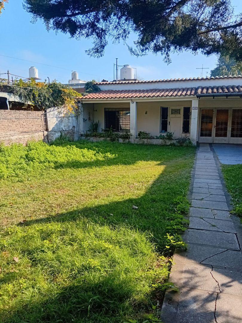 Foto de OPORTUNIDAD CASA 4 AMB AMPLIO LOTE DE 530 M², imagen 1