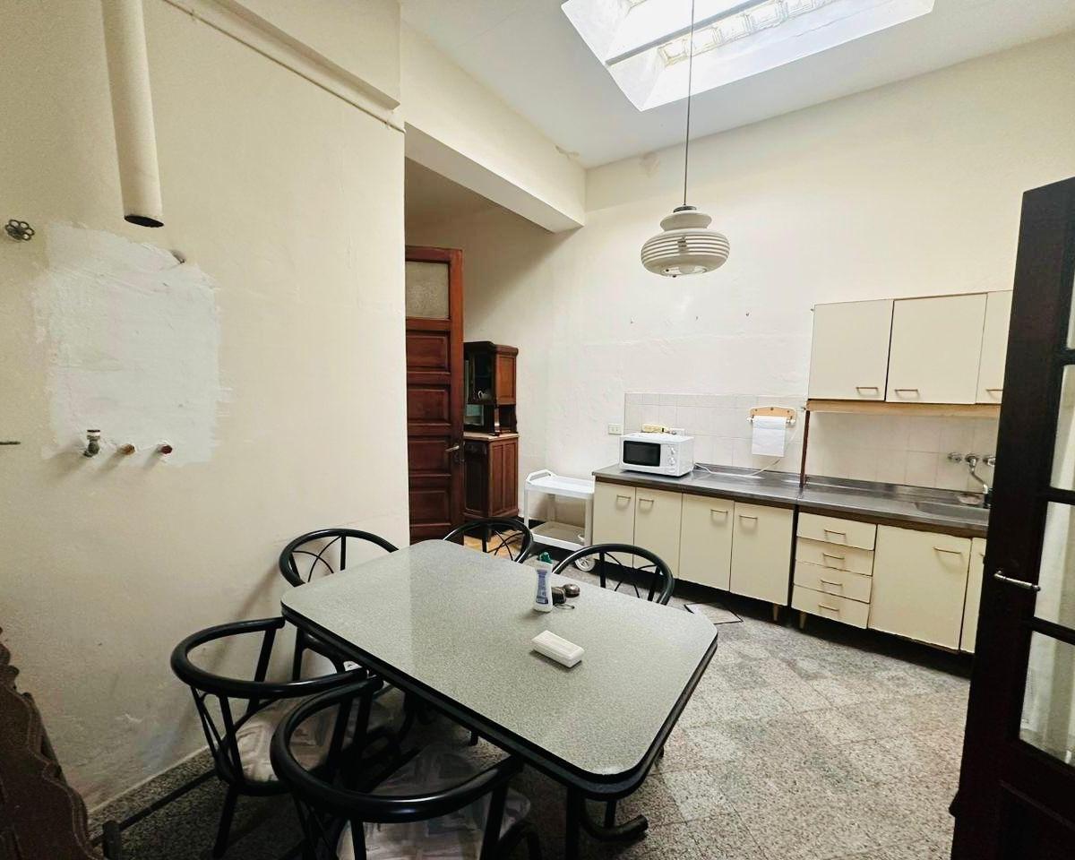 Imponente Casa en El Corazon de Olivos 3