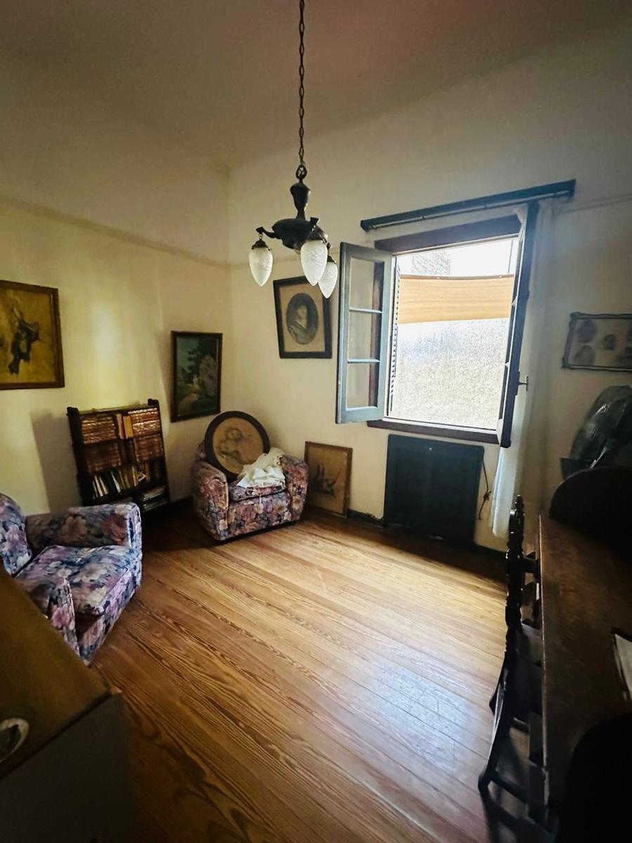Imponente Casa en El Corazon de Olivos 5