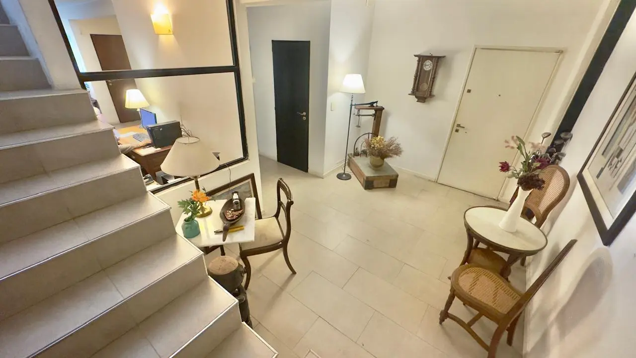 Casa estilo industrial en Villa Adelina 5