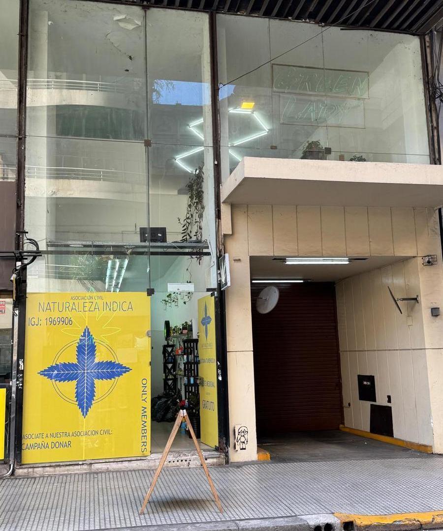 Foto de Local Comercial a metros de Santa Fe, imagen 2
