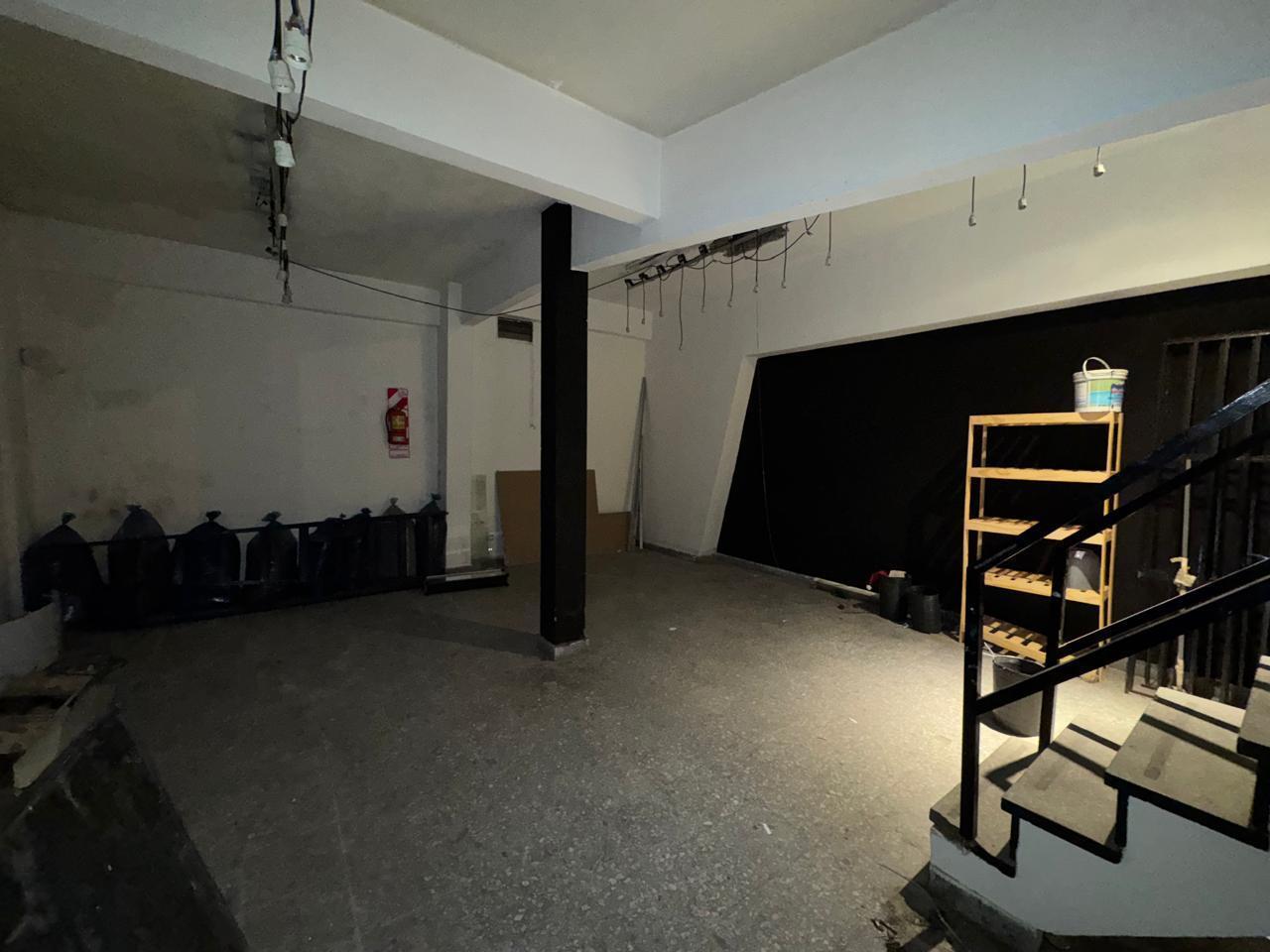 Foto de Local Comercial a metros de Santa Fe, imagen 1