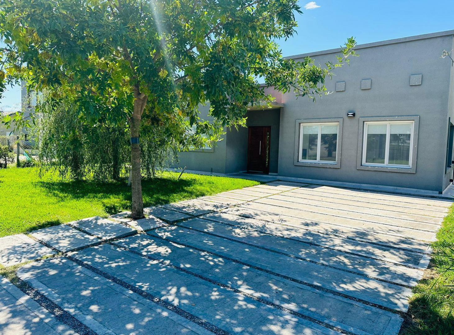 Foto de Hermosa casa en Molino Centro-Haras Santa Maria, imagen 1