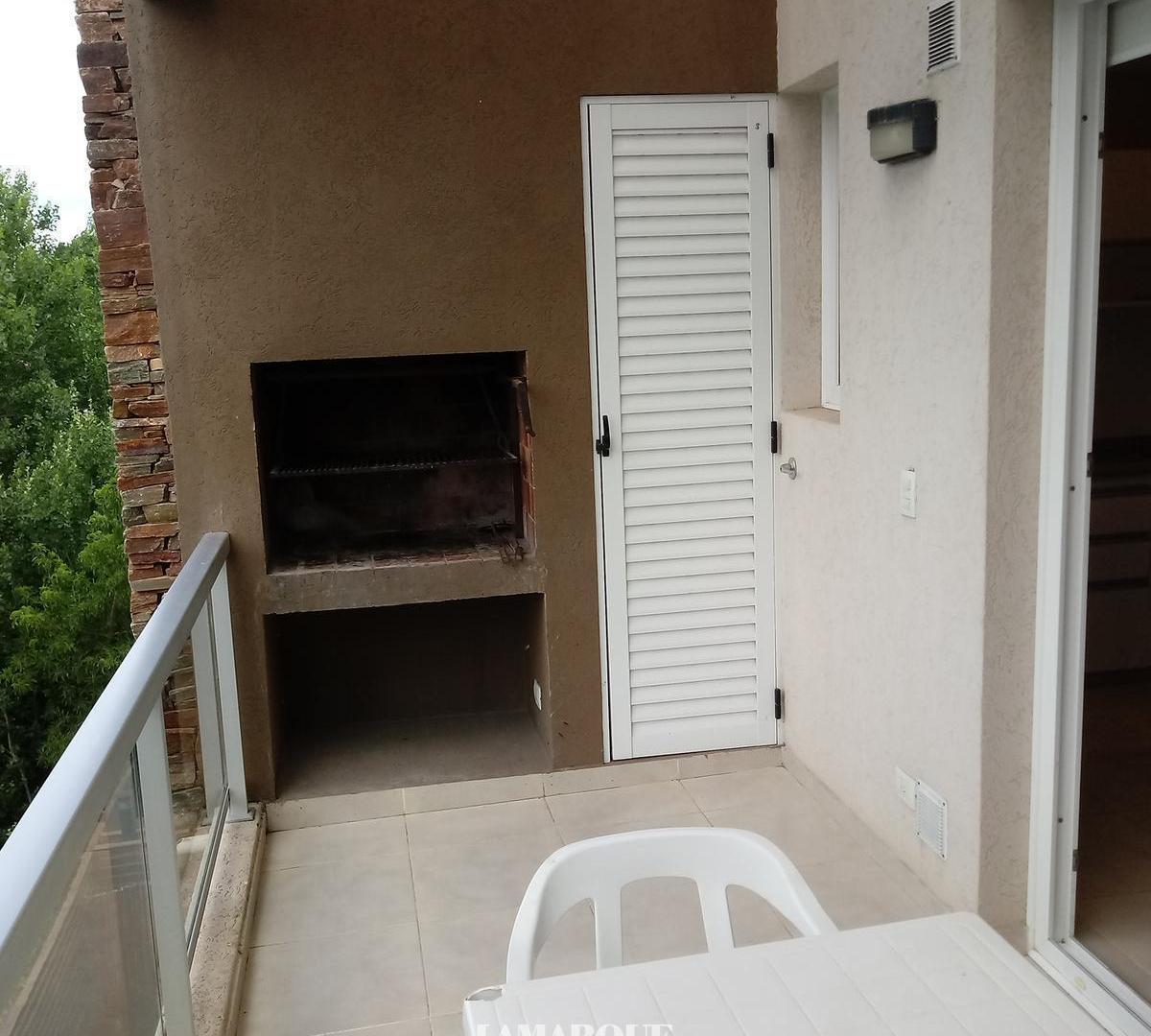 Foto de Departamento tres ambientes a 150 mts del mar. Valeria del Mar, imagen 4