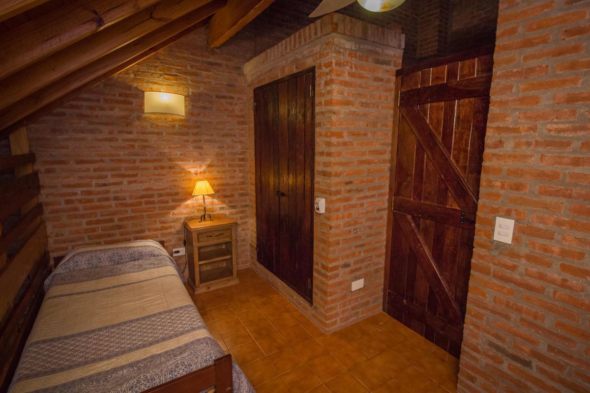 Foto de Cabañas tres ambientes con patio y parrilla. Apart Old Country. Cariló., imagen 4