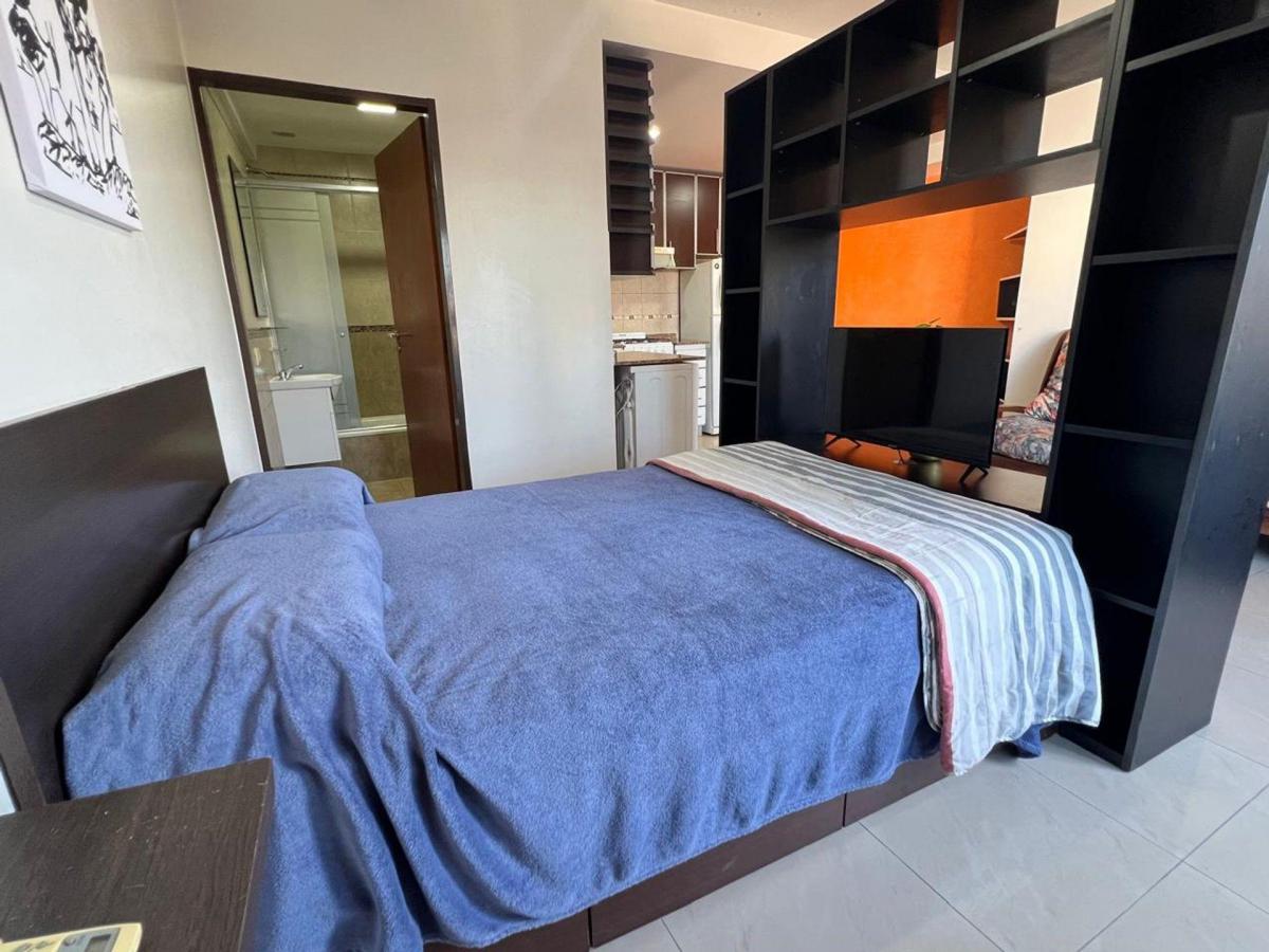 Venta Monoambiente con Balcon Todo Luz Floresta 1