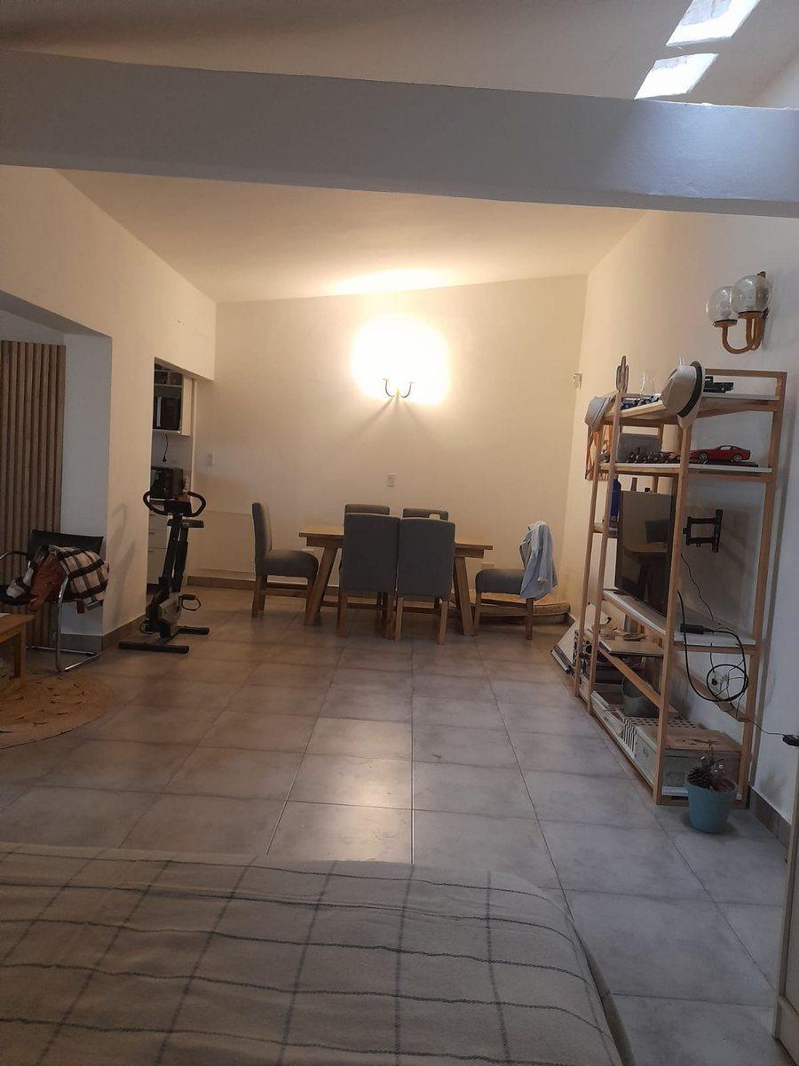 Casa/venta con Gran Jardin Vte. Lopez Cocheras 4