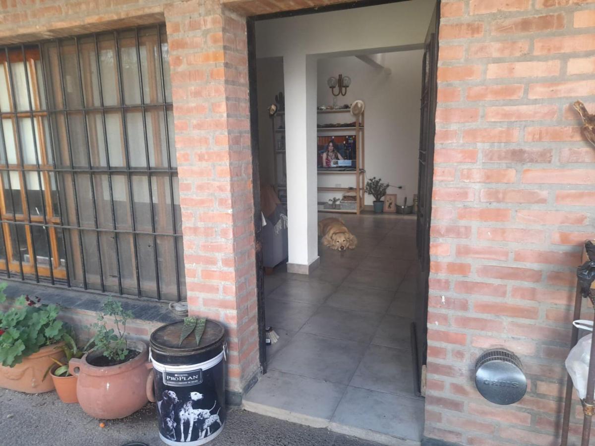 Casa/venta con Gran Jardin Vte. Lopez Cocheras 3