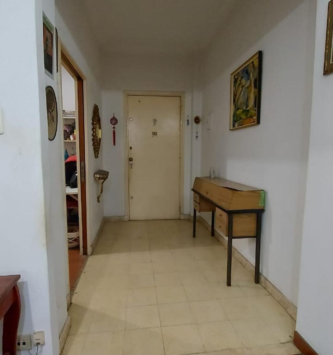 Venta Depto Semipiso de 3 Amb. C/ Dep. Caballito. 2