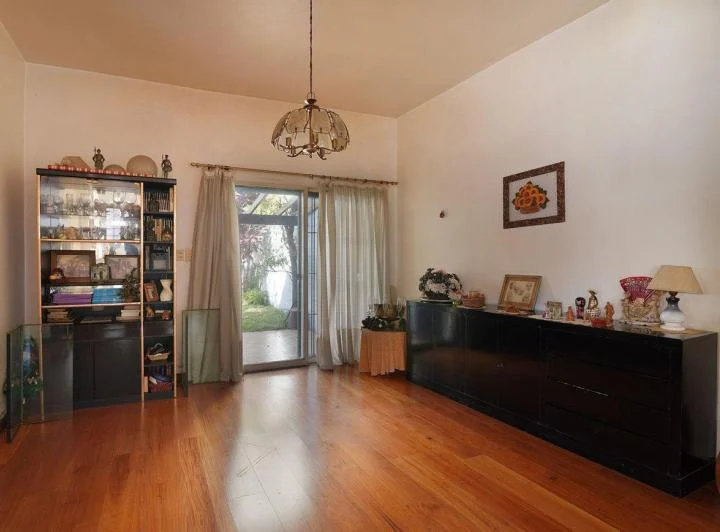 VENTA CASA 5 AMBIENTES COCHERA PATIO Y TERRAZA 4