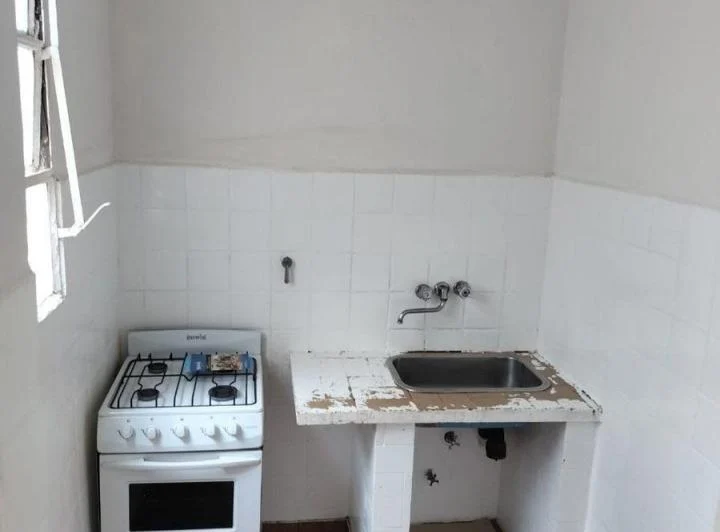 Alquiler dos ambientes a mts de Av Santa Fe 5
