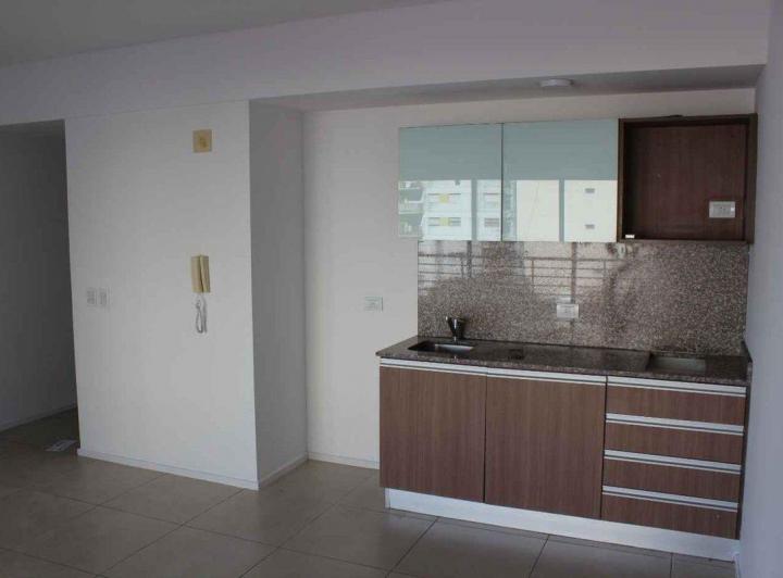 ALQUILER DEPTO MONOAMBIENTE BALCÓN ALMAGRO 1