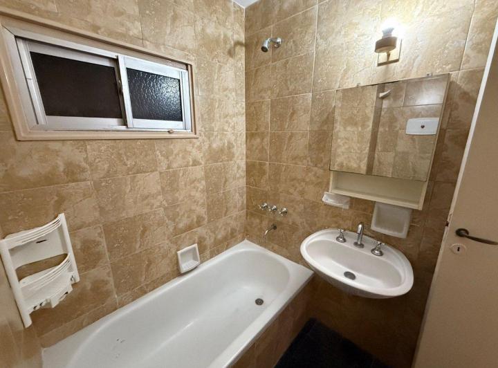 DEPARTAMENTO 2 AMBIENTES EN ALQUILER EN CABALLITO 4