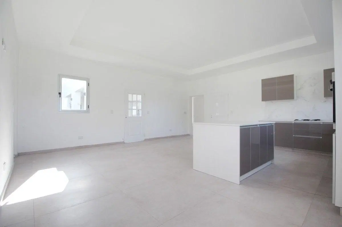 Alquiler casa 5 ambientes en Pilar 4