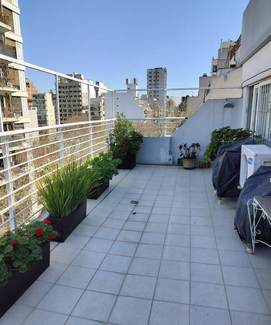 CABALLITO DEPTO 3 AMB AMPLIO BALCÓN TERRAZA Y COCH