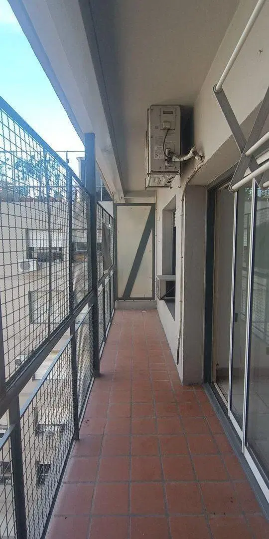 EN VENTA DEPTO 2 AMBIENTES CON BALCÓN - CABALLITO 4