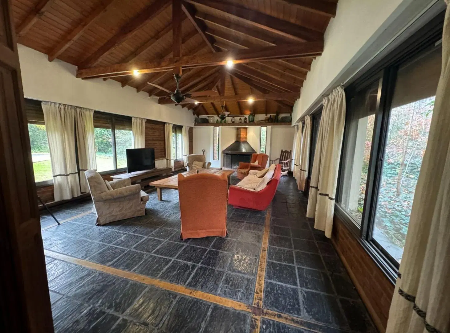 VENTA CASA 7AMB. MASCHWITZ , LOS NARANJOS PILETA 3