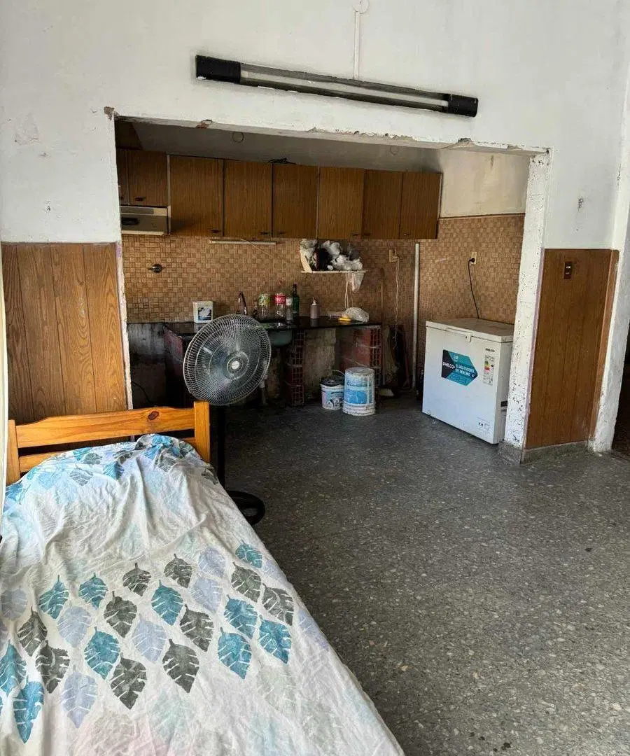 CASA  REFACCIONAR en LOTE 296 M2 4